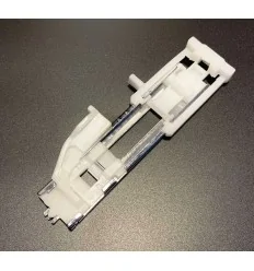 Лапка для петли-автомат на Janome (SG 7010)